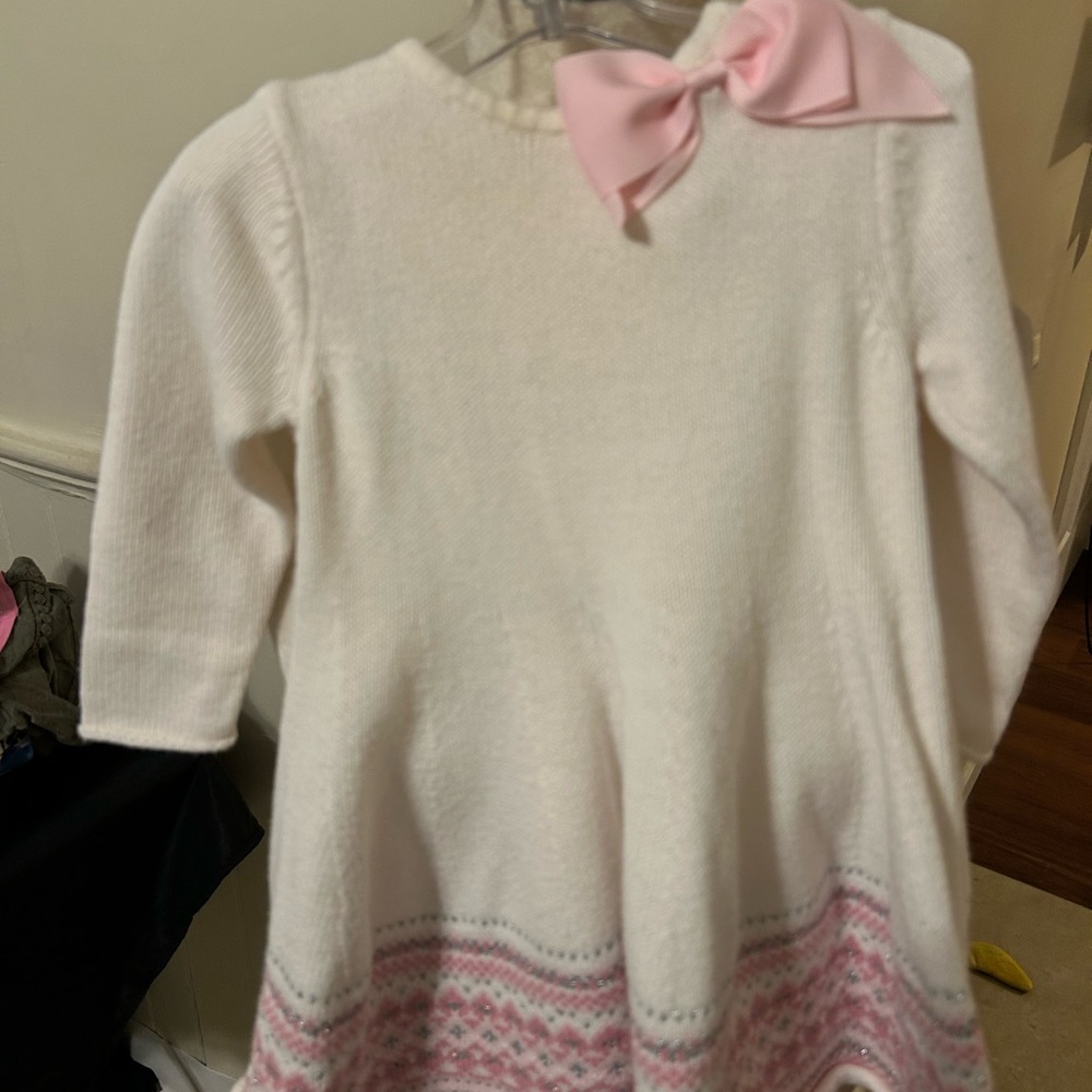 Baby Girl’s Sweater Dress In Excellent Condition Size 12 Months